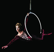Photo: Al Seib, Costume François Barbeau, Copyright: 2003 Cirque du Soleil Inc